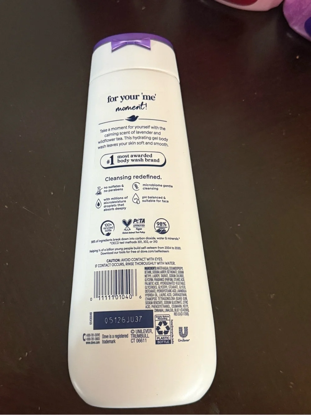 Dove Relax Lavender + Wildflower Tea Body Wash - White & Purple